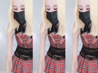 吴月 (18)