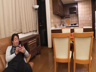 絶対にヤッてはいけないシチュエーションでぶち上げよう！2_青山はな