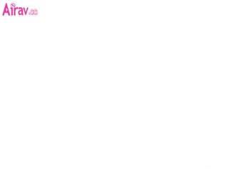 被愛慕著的老師玩弄乳頭的女孩子 2